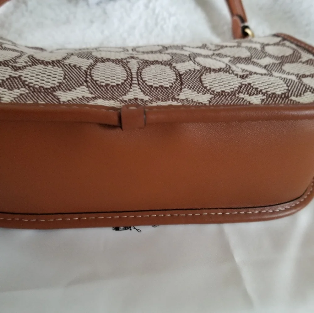 🎀NWT Authentic Disney X Coach Swinger Signature Textile Jacquard Mickey Mouse💖 - Picture 5 of 16